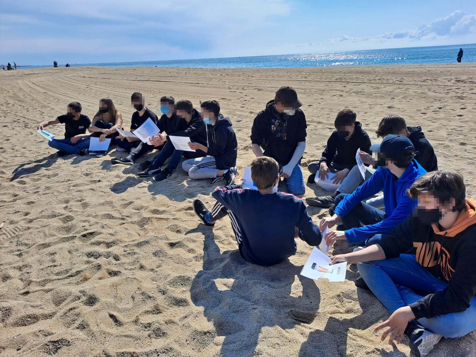 Observació i reflexió ambiental a la platja